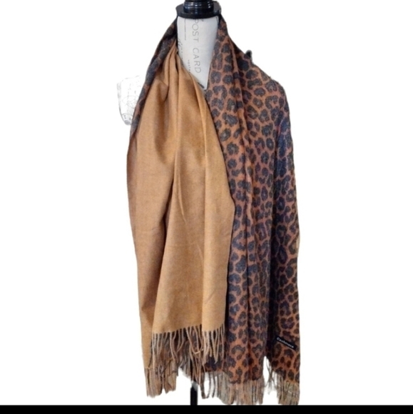 Cashmere Leopard Print Pashmina NWOT - Picture 4 of 5